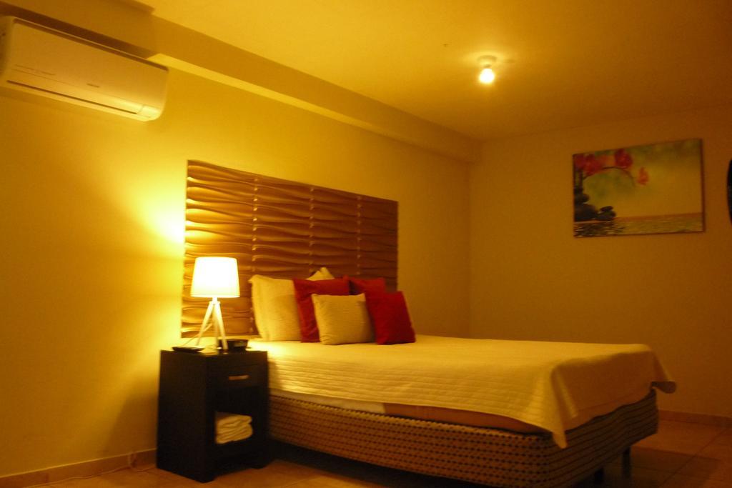 Hotel Boutique Valverde Cumbres De La Escalon Mejicanos Luaran gambar
