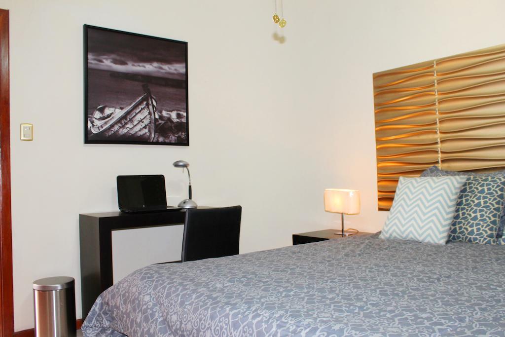 Hotel Boutique Valverde Cumbres De La Escalon Mejicanos Bilik gambar
