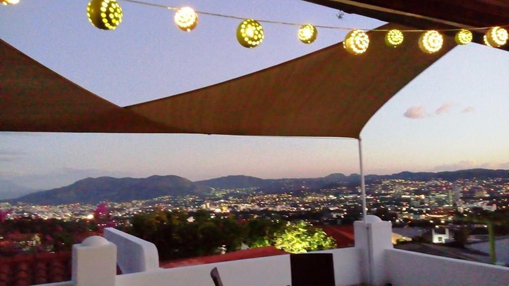 Hotel Boutique Valverde Cumbres De La Escalon Mejicanos Luaran gambar